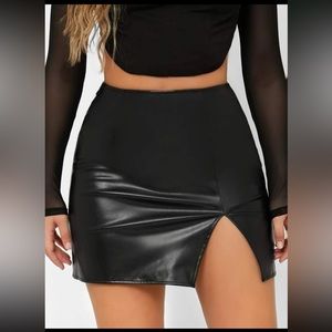 🆕SHEIN ICON Split Thigh PU Leather Skirt